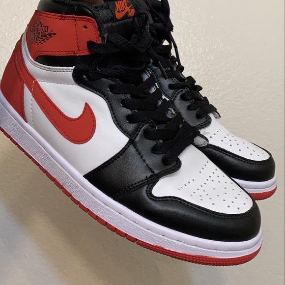 jordan 1 track red on feet